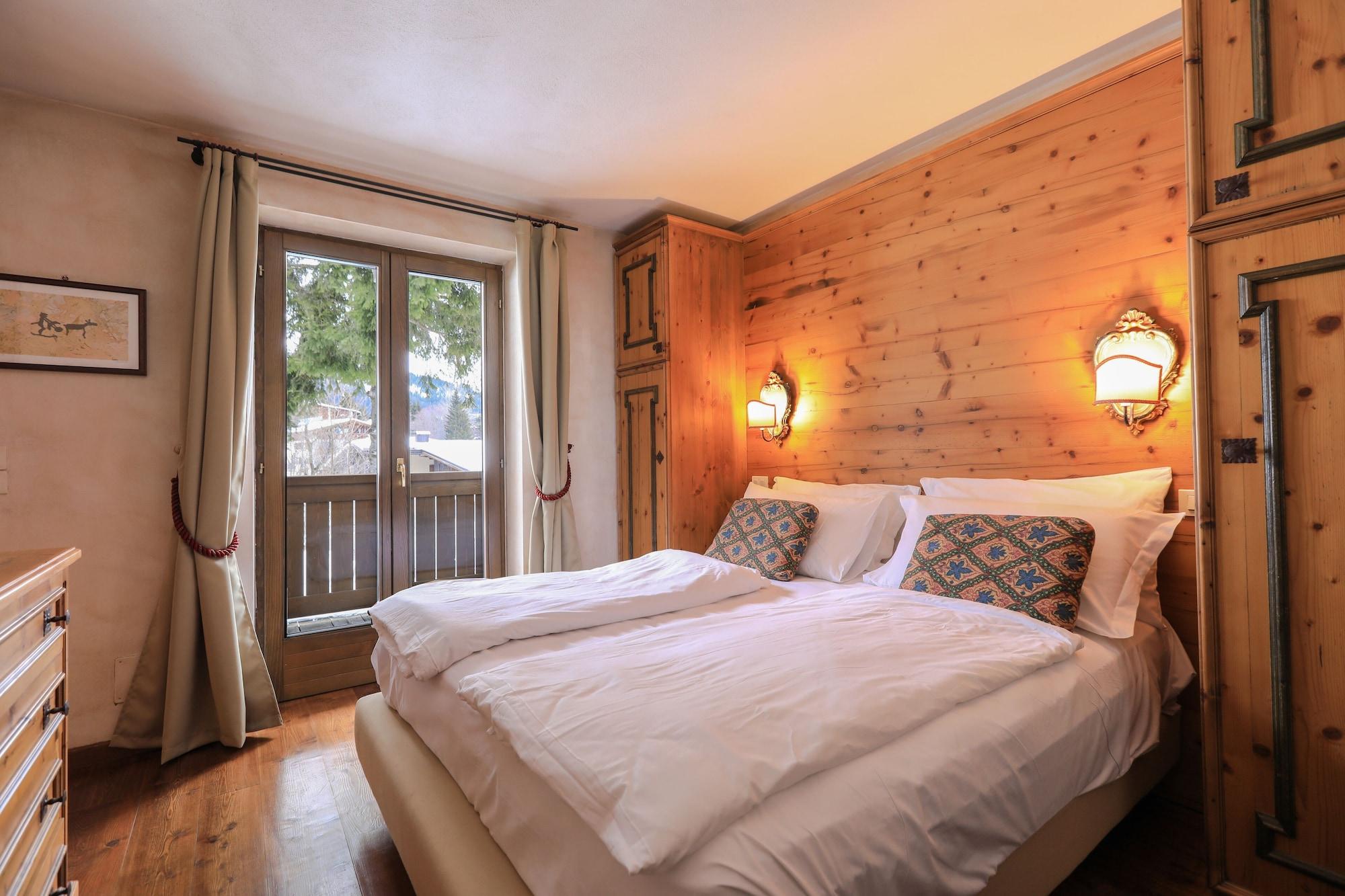 Hotel Perla Madonna Dış mekan fotoğraf