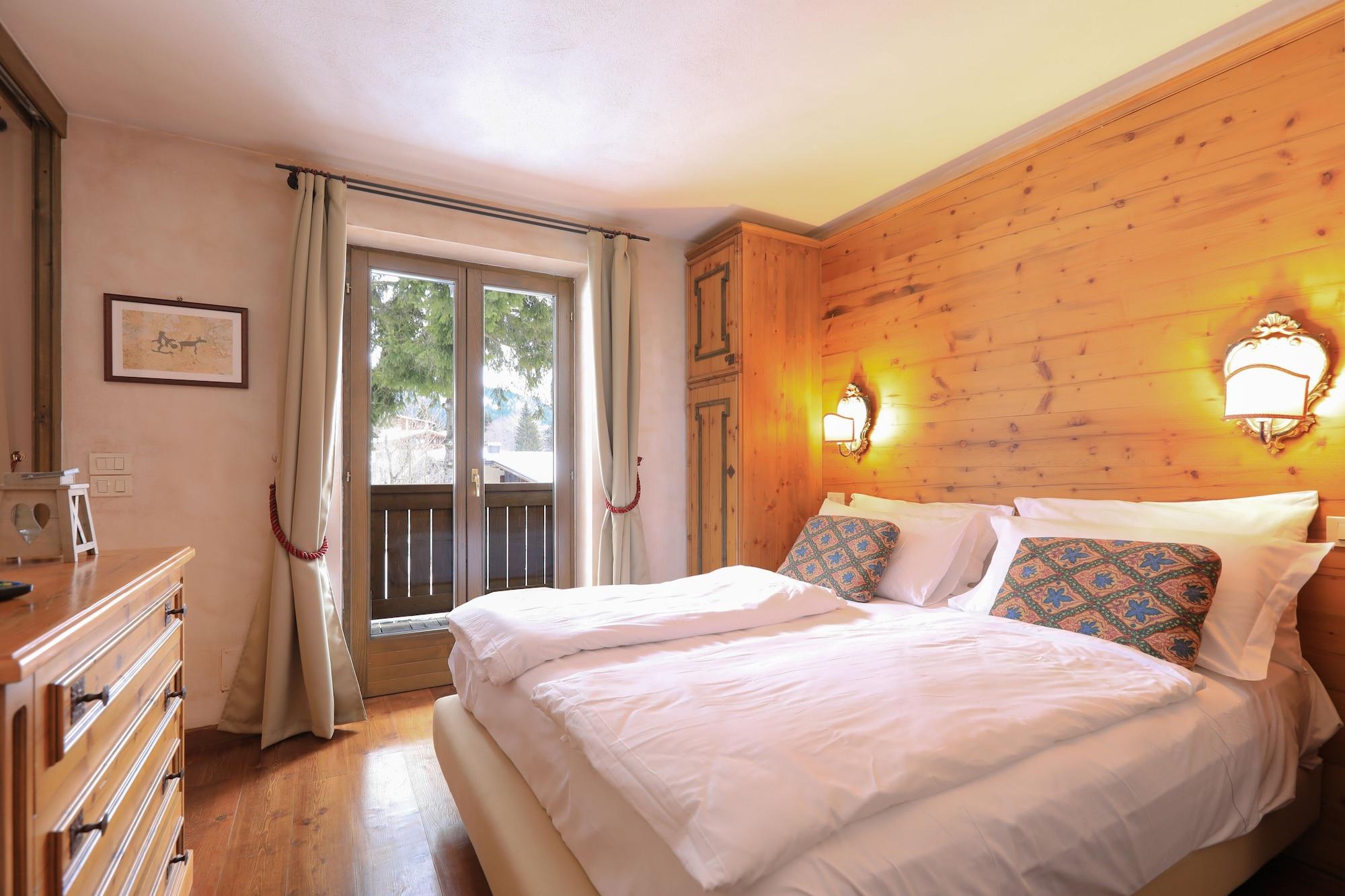 Hotel Perla Madonna Dış mekan fotoğraf