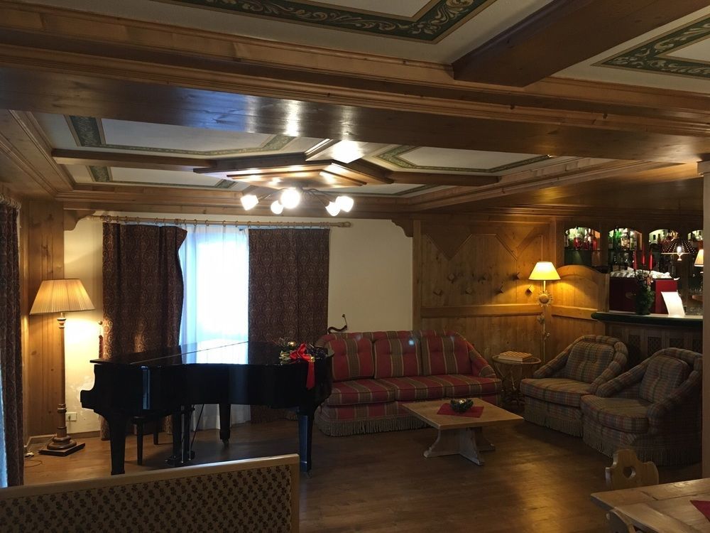 Hotel Perla Madonna Dış mekan fotoğraf