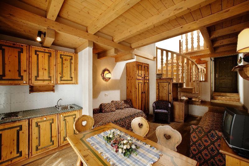 Hotel Perla Madonna Dış mekan fotoğraf