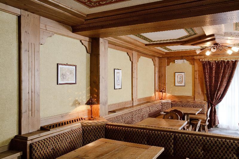 Hotel Perla Madonna Dış mekan fotoğraf