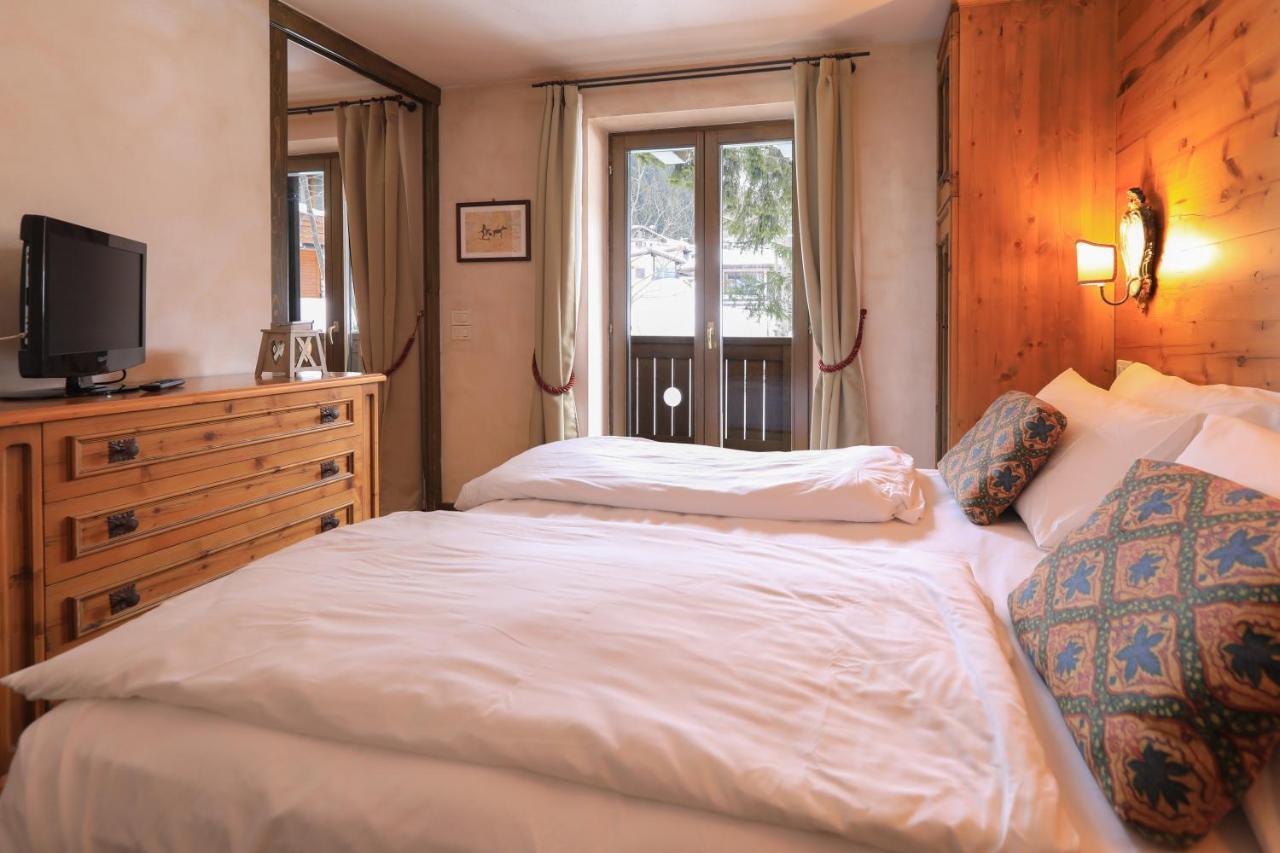 Hotel Perla Madonna Dış mekan fotoğraf